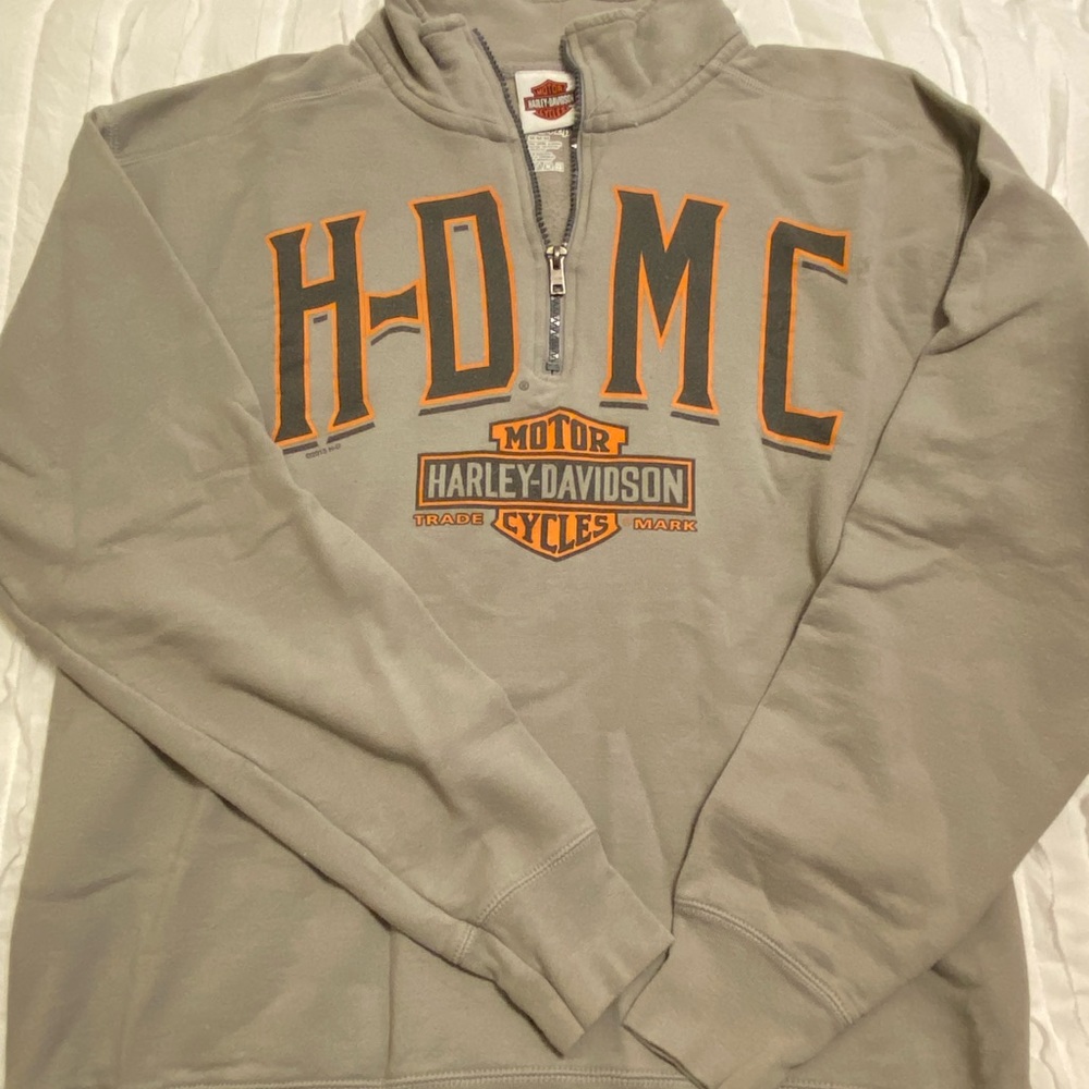 Authentic Harley Davidson three-quarter zip sweatshirt.